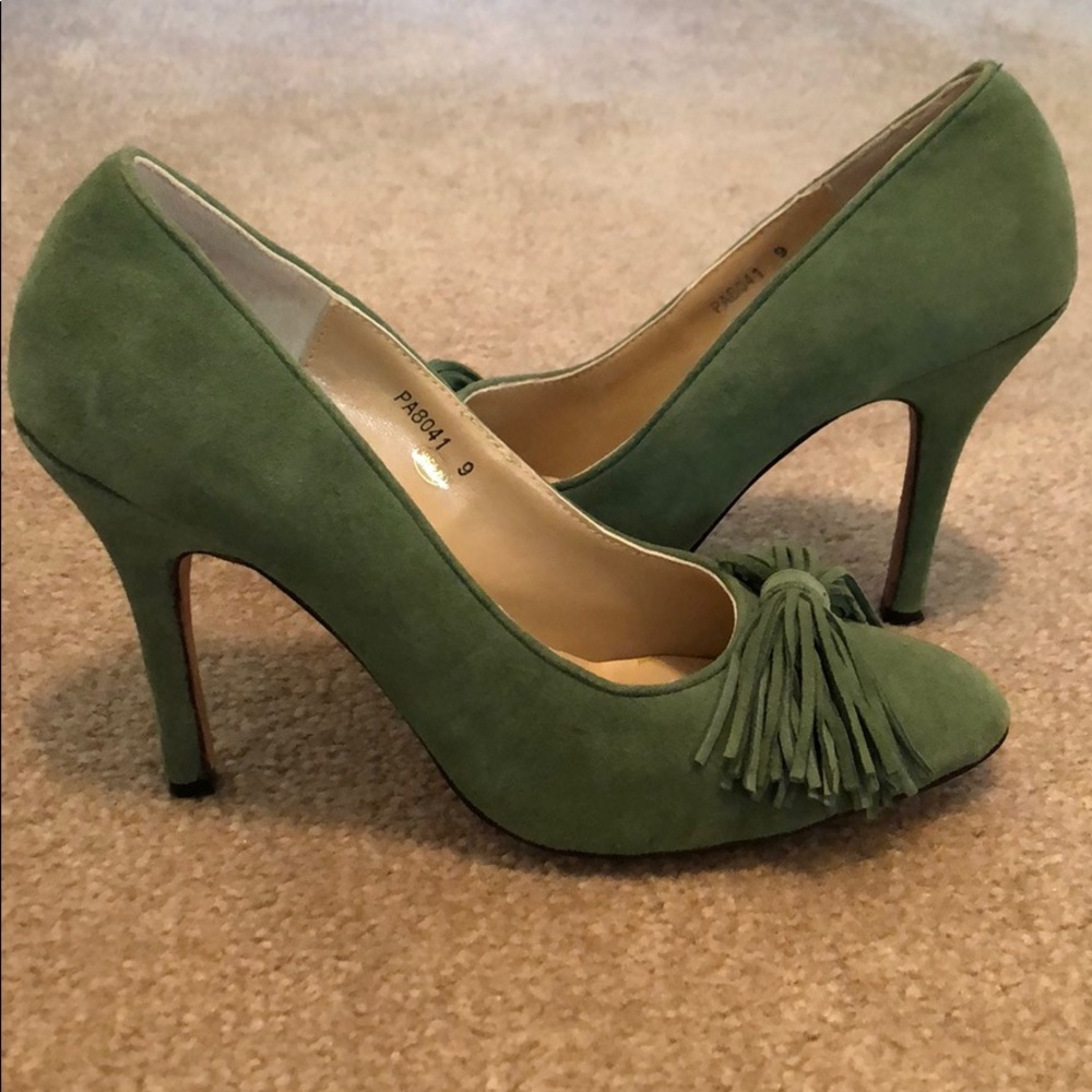 Charlotte Ronson Pumps - Picture 2 of 9